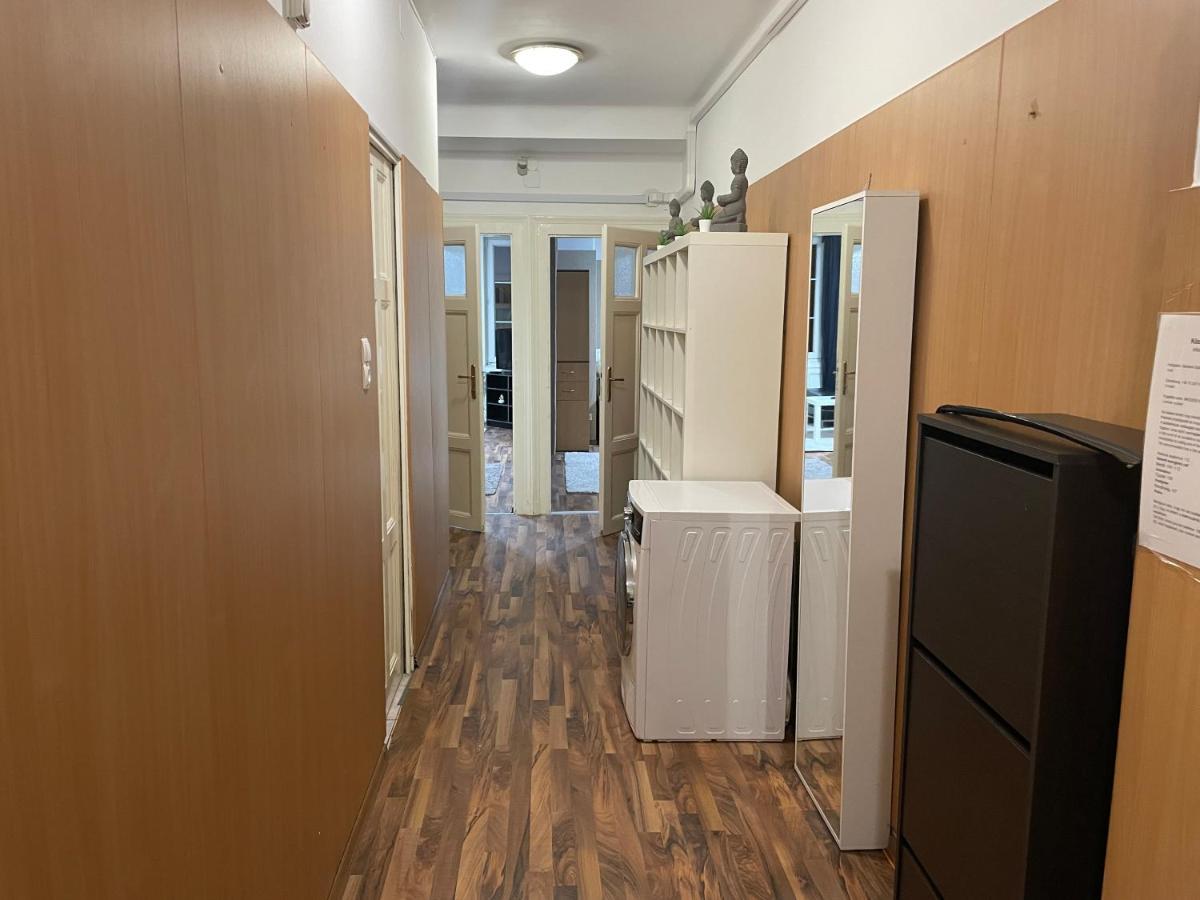 Lovely Apartment On Raday Corso Budapest Bagian luar foto