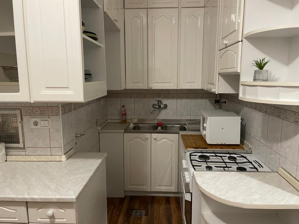 Lovely Apartment On Raday Corso Budapest Bagian luar foto