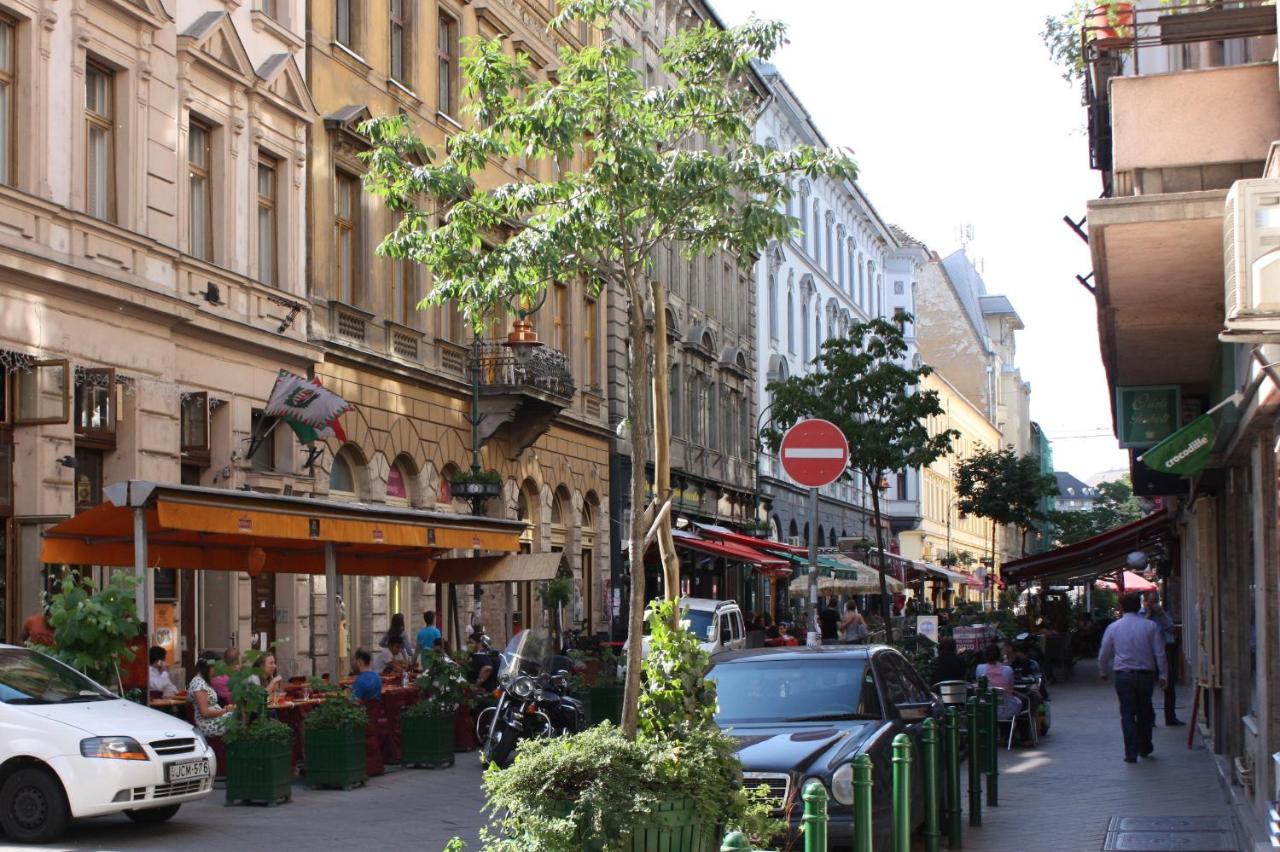 Lovely Apartment On Raday Corso Budapest Bagian luar foto